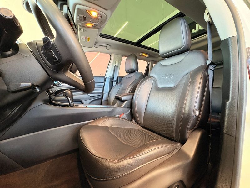 JEEP COMPASS 1.3 T270 TURBO FLEX LIMITED AT6 2021/2022 BETIOLO NOVOS E SEMINOVOS LAJEADO / Carros no Vale