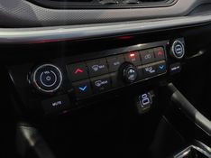 JEEP COMPASS 1.3 T270 TURBO FLEX LONGITUDE AT6 2024/2025 BETIOLO NOVOS E SEMINOVOS LAJEADO / Carros no Vale