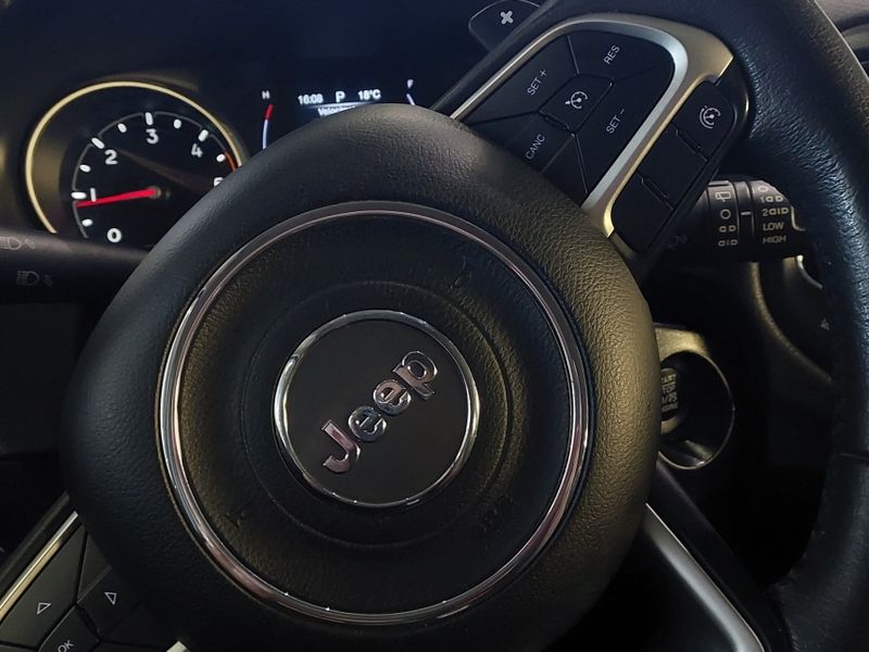 JEEP COMPASS 2.0 16V DIESEL LONGITUDE 4X4 AUTOMÁTICO 2016/2017 BETIOLO NOVOS E SEMINOVOS LAJEADO / Carros no Vale