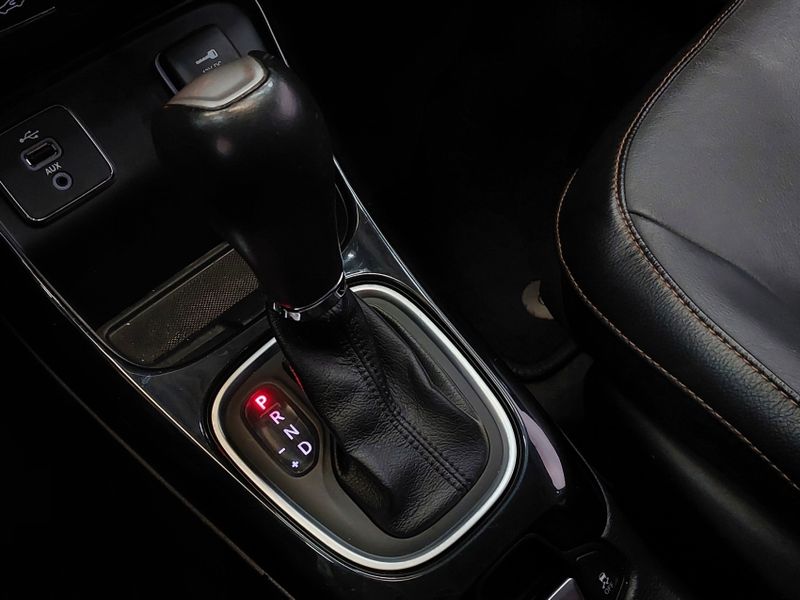 JEEP COMPASS 2.0 16V FLEX LIMITED AUTOMÁTICO 2018/2019 BETIOLO NOVOS E SEMINOVOS LAJEADO / Carros no Vale