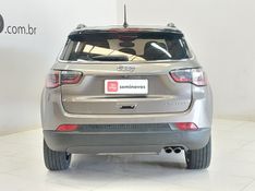 JEEP COMPASS 2.0 16V FLEX LIMITED AUTOMÁTICO 2018/2019 BETIOLO NOVOS E SEMINOVOS LAJEADO / Carros no Vale