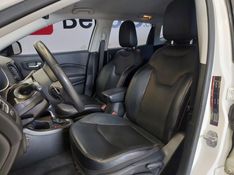 JEEP COMPASS 2.0 16V FLEX LONGITUDE AUTOMÁTICO 2017/2017 BETIOLO NOVOS E SEMINOVOS LAJEADO / Carros no Vale