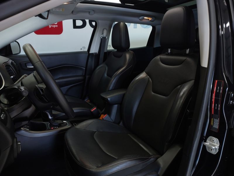 JEEP COMPASS 2.0 16V FLEX LONGITUDE AUTOMÁTICO 2017/2018 BETIOLO NOVOS E SEMINOVOS LAJEADO / Carros no Vale
