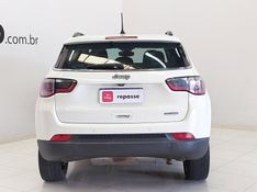 JEEP COMPASS 2.0 16V FLEX LONGITUDE AUTOMÁTICO 2017/2017 BETIOLO NOVOS E SEMINOVOS LAJEADO / Carros no Vale