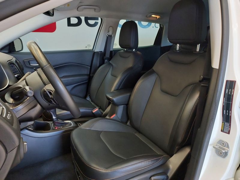 JEEP COMPASS 2.0 16V FLEX LONGITUDE AUTOMÁTICO 2020/2021 BETIOLO NOVOS E SEMINOVOS LAJEADO / Carros no Vale