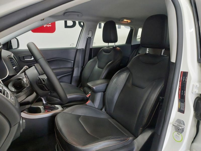 JEEP COMPASS 2.0 16V FLEX LONGITUDE AUTOMÁTICO 2018/2019 BETIOLO NOVOS E SEMINOVOS LAJEADO / Carros no Vale JEEP COMPASS 2.0 16V FLEX LONGITUDE AUTOMÁTICO 2018/2019 BETIOLO NOVOS E SEMINOVOS LAJEADO / Carros no Vale
