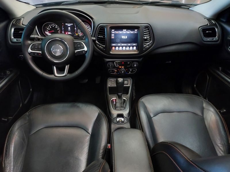 JEEP COMPASS 2.0 16V FLEX LONGITUDE AUTOMÁTICO 2017/2018 BETIOLO NOVOS E SEMINOVOS LAJEADO / Carros no Vale