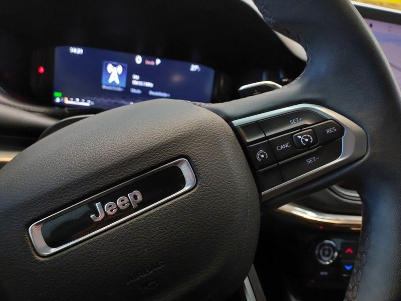 JEEP COMPASS 2.0 TD350 TURBO DIESEL LIMITED AT9 2021/2022 BETIOLO NOVOS E SEMINOVOS LAJEADO / Carros no Vale