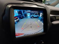 JEEP RENEGADE 1.3 T270 TURBO FLEX LONGITUDE AT6 2023/2024 BETIOLO NOVOS E SEMINOVOS LAJEADO / Carros no Vale