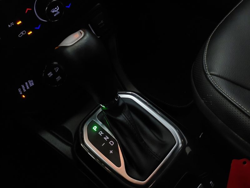 JEEP RENEGADE 1.3 T270 TURBO FLEX S 4X4 AT9 2023/2023 BETIOLO NOVOS E SEMINOVOS LAJEADO / Carros no Vale JEEP RENEGADE 1.3 T270 TURBO FLEX S 4X4 AT9 2023/2023 BETIOLO NOVOS E SEMINOVOS LAJEADO / Carros no Vale