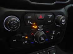 JEEP RENEGADE 1.8 16V FLEX LIMITED 4P AUTOMÁTICO 2021/2021 BETIOLO NOVOS E SEMINOVOS LAJEADO / Carros no Vale