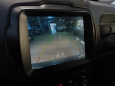 JEEP RENEGADE 1.8 16V FLEX LONGITUDE 4P AUTOMÁTICO 2021/2021 BETIOLO NOVOS E SEMINOVOS LAJEADO / Carros no Vale
