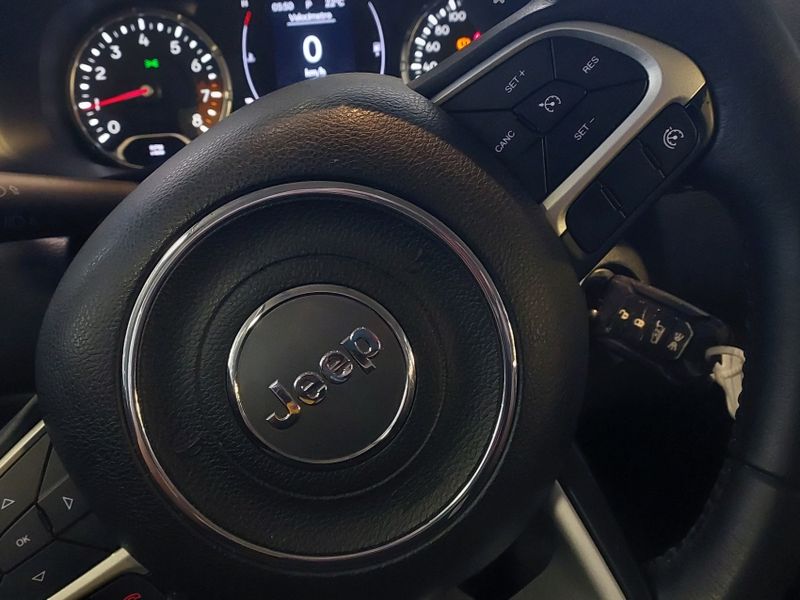 JEEP RENEGADE 1.8 16V FLEX LONGITUDE 4P AUTOMÁTICO 2021/2021 BETIOLO NOVOS E SEMINOVOS LAJEADO / Carros no Vale