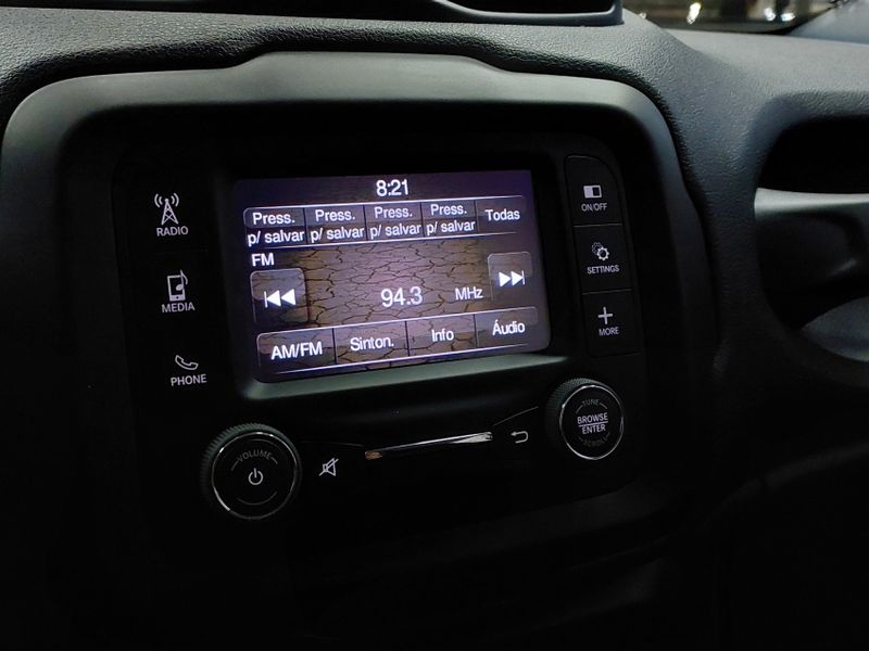 JEEP RENEGADE 1.8 16V FLEX SPORT 4P AUTOMÁTICO 2019/2019 BETIOLO NOVOS E SEMINOVOS LAJEADO / Carros no Vale