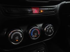 JEEP RENEGADE 1.8 16V FLEX SPORT 4P AUTOMÁTICO 2015/2016 BETIOLO NOVOS E SEMINOVOS LAJEADO / Carros no Vale