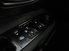 JEEP RENEGADE 1.8 16V FLEX SPORT 4P AUTOMÁTICO 2015/2016 BETIOLO NOVOS E SEMINOVOS LAJEADO / Carros no Vale