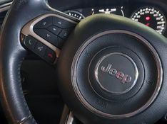JEEP RENEGADE 2.0 16V TURBO DIESEL SPORT 4P 4X4 AUTOMÁTICO 2016/2016 BETIOLO NOVOS E SEMINOVOS LAJEADO / Carros no Vale