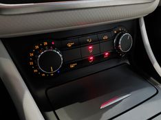 Mercedes-Benz CLASSE A 1.6 200 TURBO STYLE GASOLINA 4P AUTOMATIZADO 2014/2014 BETIOLO NOVOS E SEMINOVOS LAJEADO / Carros no Vale