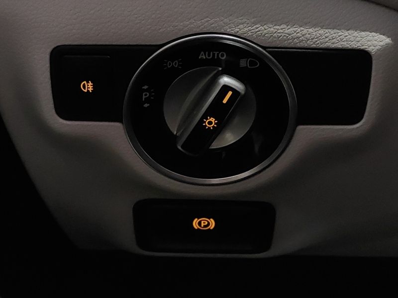 Mercedes-Benz CLASSE A 1.6 200 TURBO STYLE GASOLINA 4P AUTOMATIZADO 2014/2014 BETIOLO NOVOS E SEMINOVOS LAJEADO / Carros no Vale Mercedes-Benz CLASSE A 1.6 200 TURBO STYLE GASOLINA 4P AUTOMATIZADO 2014/2014 BETIOLO NOVOS E SEMINOVOS LAJEADO / Carros no Vale