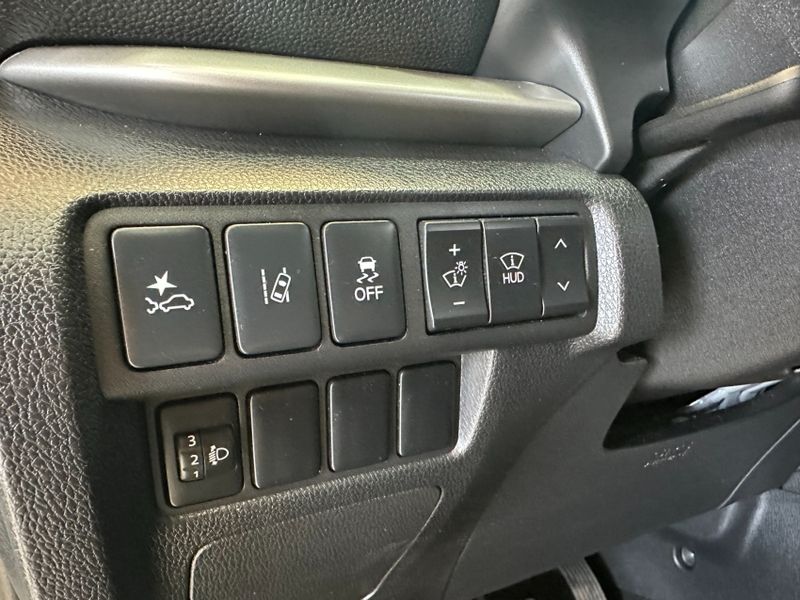 Mitsubishi ECLIPSE CROSS 1.5 MIVEC TURBO GASOLINA HPE-S S-AWC CVT 2024/2025 BETIOLO NOVOS E SEMINOVOS LAJEADO / Carros no Vale Mitsubishi ECLIPSE CROSS 1.5 MIVEC TURBO GASOLINA HPE-S S-AWC CVT 2024/2025 BETIOLO NOVOS E SEMINOVOS LAJEADO / Carros no Vale