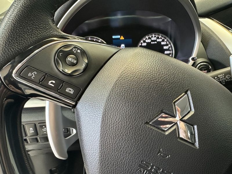 Mitsubishi ECLIPSE CROSS 1.5 MIVEC TURBO GASOLINA HPE-S S-AWC CVT 2024/2025 BETIOLO NOVOS E SEMINOVOS LAJEADO / Carros no Vale Mitsubishi ECLIPSE CROSS 1.5 MIVEC TURBO GASOLINA HPE-S S-AWC CVT 2024/2025 BETIOLO NOVOS E SEMINOVOS LAJEADO / Carros no Vale