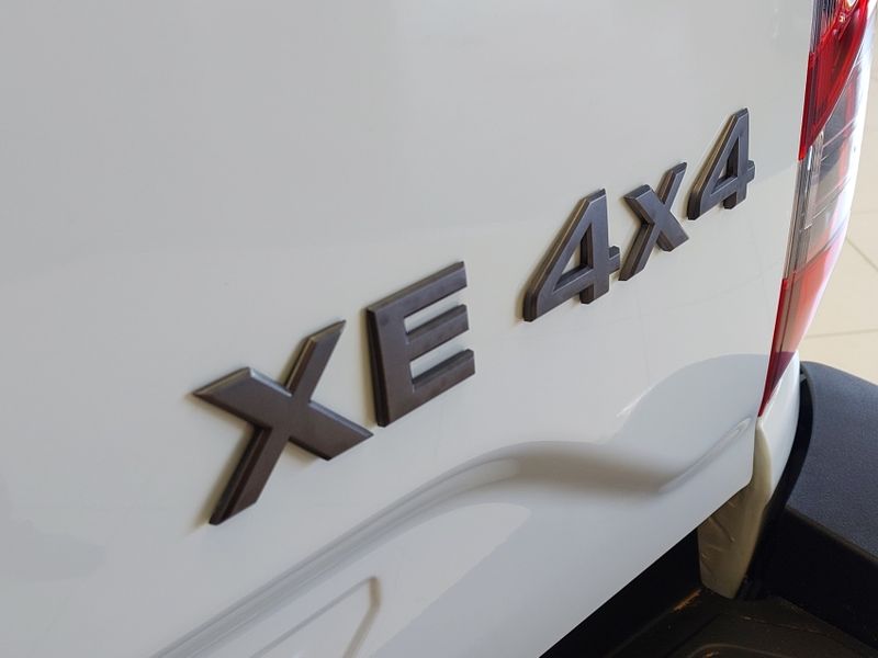 Nissan FRONTIER 2.3 16V TURBO DIESEL XE CD 4X4 AUTOMÁTICO 2023/2024 BETIOLO NOVOS E SEMINOVOS LAJEADO / Carros no Vale