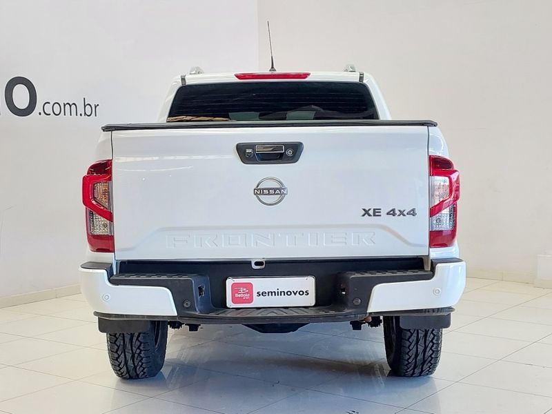 Nissan FRONTIER 2.3 16V TURBO DIESEL XE CD 4X4 AUTOMÁTICO 2023/2024 BETIOLO NOVOS E SEMINOVOS LAJEADO / Carros no Vale