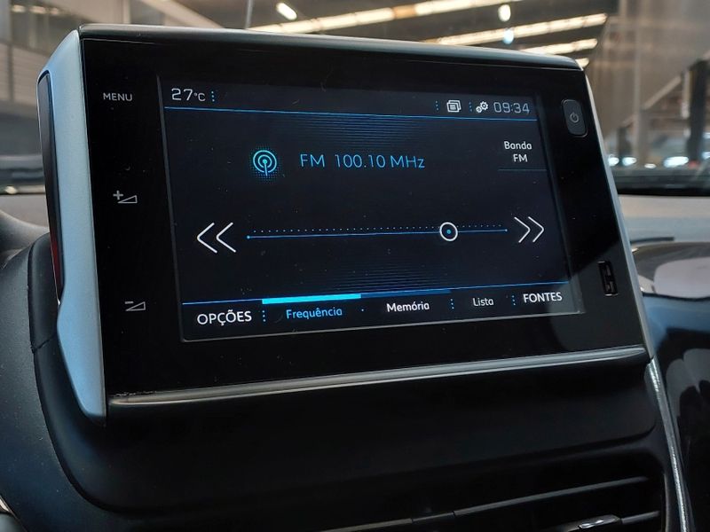 Peugeot 2008 1.6 16V FLEX ALLURE PACK 4P AUTOMÁTICO 2019/2020 BETIOLO NOVOS E SEMINOVOS LAJEADO / Carros no Vale