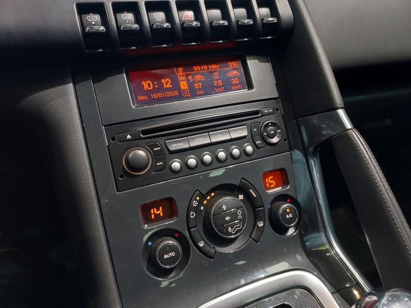 Peugeot 3008 1.6 GRIFFE THP 16V GASOLINA 4P AUTOMÁTICO 2011/2012 BETIOLO NOVOS E SEMINOVOS LAJEADO / Carros no Vale