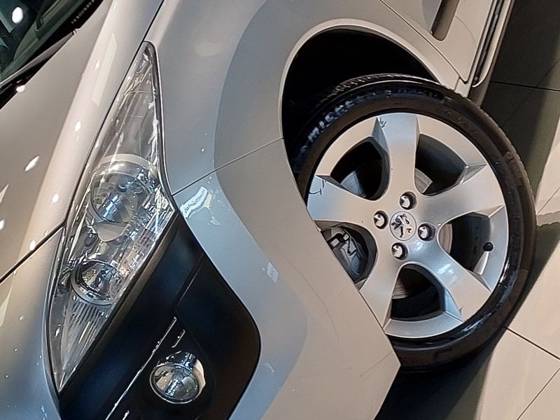 Peugeot 3008 1.6 GRIFFE THP 16V GASOLINA 4P AUTOMÁTICO 2011/2012 BETIOLO NOVOS E SEMINOVOS LAJEADO / Carros no Vale