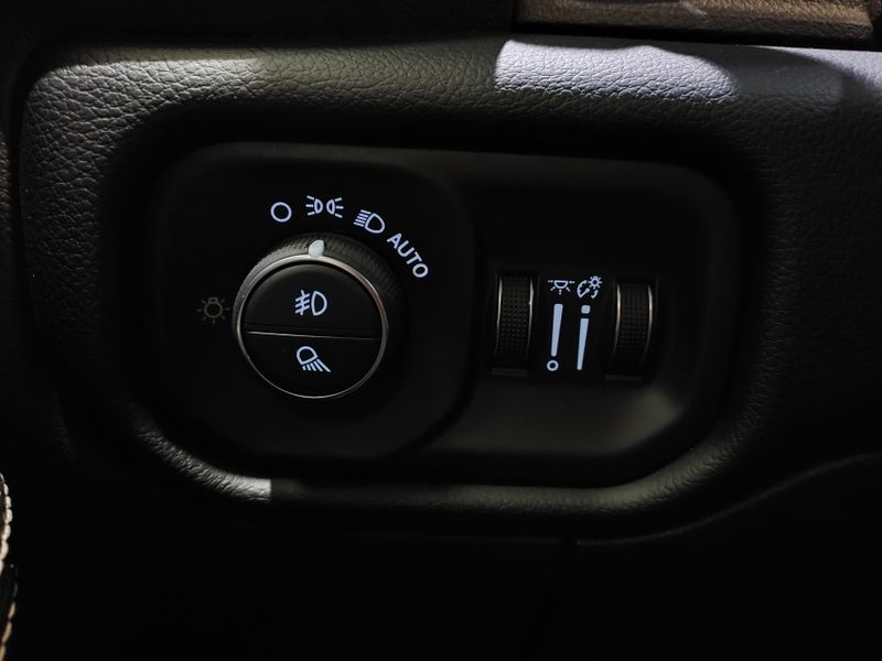 Ram 2500 6.7 I6 TURBO DIESEL LARAMIE CD 4X4 AUTOMÁTICO 2024/2024 BETIOLO NOVOS E SEMINOVOS LAJEADO / Carros no Vale