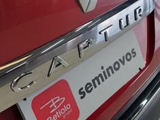 Renault CAPTUR 1.6 16V SCE FLEX INTENSE X-TRONIC 2018/2018 BETIOLO NOVOS E SEMINOVOS LAJEADO / Carros no Vale