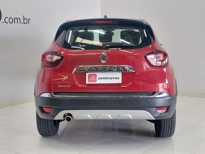 Renault CAPTUR 1.6 16V SCE FLEX INTENSE X-TRONIC 2018/2018 BETIOLO NOVOS E SEMINOVOS LAJEADO / Carros no Vale