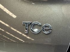 Renault DUSTER 1.3 TCE FLEX ICONIC X-TRONIC 2023/2024 BETIOLO NOVOS E SEMINOVOS LAJEADO / Carros no Vale