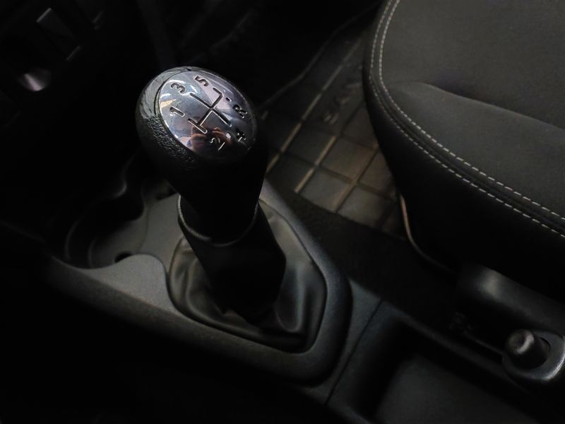 Renault SANDERO 1.0 12V SCE FLEX EXPRESSION MANUAL 2019/2020 BETIOLO NOVOS E SEMINOVOS LAJEADO / Carros no Vale