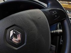 Renault SANDERO 1.6 16V SCE FLEX STEPWAY DYNAMIQUE EASY-R 2018/2019 BETIOLO NOVOS E SEMINOVOS LAJEADO / Carros no Vale