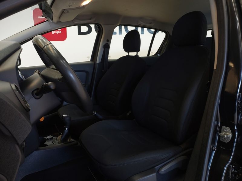 Renault SANDERO 1.6 DYNAMIQUE 8V FLEX 4P AUTOMATIZADO 2014/2015 BETIOLO NOVOS E SEMINOVOS LAJEADO / Carros no Vale Renault SANDERO 1.6 DYNAMIQUE 8V FLEX 4P AUTOMATIZADO 2014/2015 BETIOLO NOVOS E SEMINOVOS LAJEADO / Carros no Vale