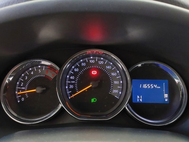 Renault SANDERO 1.6 DYNAMIQUE 8V FLEX 4P AUTOMATIZADO 2014/2015 BETIOLO NOVOS E SEMINOVOS LAJEADO / Carros no Vale