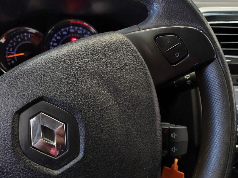 Renault SANDERO 1.6 DYNAMIQUE 8V FLEX 4P AUTOMATIZADO 2014/2015 BETIOLO NOVOS E SEMINOVOS LAJEADO / Carros no Vale