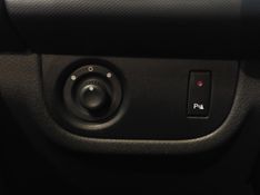 Renault SANDERO 1.6 DYNAMIQUE 8V FLEX 4P AUTOMATIZADO 2016/2017 BETIOLO NOVOS E SEMINOVOS LAJEADO / Carros no Vale