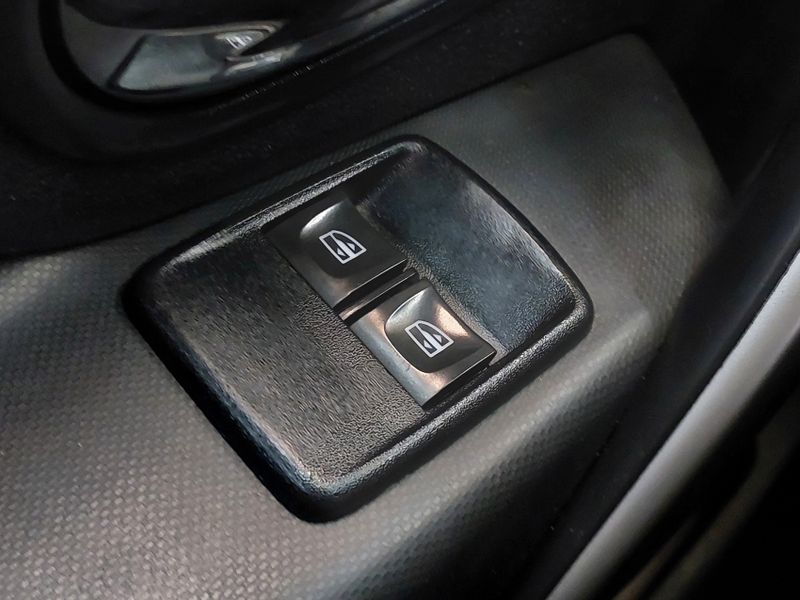 Renault SANDERO 1.6 DYNAMIQUE 8V FLEX 4P AUTOMATIZADO 2014/2015 BETIOLO NOVOS E SEMINOVOS LAJEADO / Carros no Vale Renault SANDERO 1.6 DYNAMIQUE 8V FLEX 4P AUTOMATIZADO 2014/2015 BETIOLO NOVOS E SEMINOVOS LAJEADO / Carros no Vale