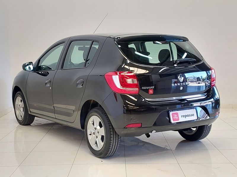 Renault SANDERO 1.6 DYNAMIQUE 8V FLEX 4P AUTOMATIZADO 2014/2015 BETIOLO NOVOS E SEMINOVOS LAJEADO / Carros no Vale Renault SANDERO 1.6 DYNAMIQUE 8V FLEX 4P AUTOMATIZADO 2014/2015 BETIOLO NOVOS E SEMINOVOS LAJEADO / Carros no Vale
