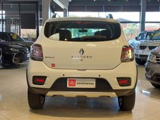 Renault SANDERO 1.6 STEPWAY RIP CURL 8V FLEX 4P AUTOMATIZADO 2015/2016 BETIOLO NOVOS E SEMINOVOS LAJEADO / Carros no Vale