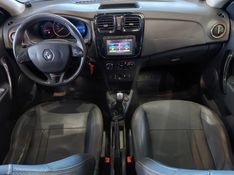 Renault SANDERO 1.6 STEPWAY RIP CURL 8V FLEX 4P AUTOMATIZADO 2015/2016 BETIOLO NOVOS E SEMINOVOS LAJEADO / Carros no Vale