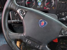 Scania R 440 A 4X2 2013/2014 BETIOLO NOVOS E SEMINOVOS LAJEADO / Carros no Vale