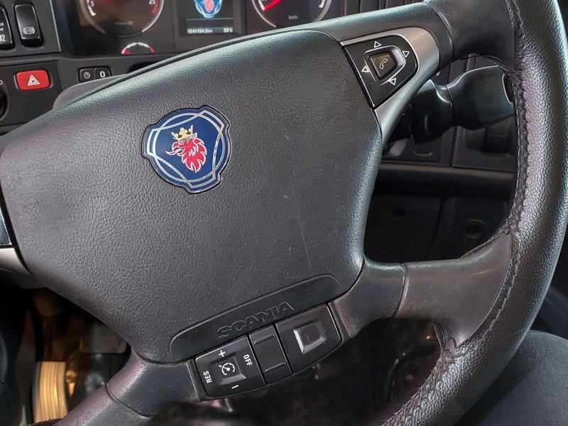 Scania R 440 A 4X2 2013/2014 BETIOLO NOVOS E SEMINOVOS LAJEADO / Carros no Vale