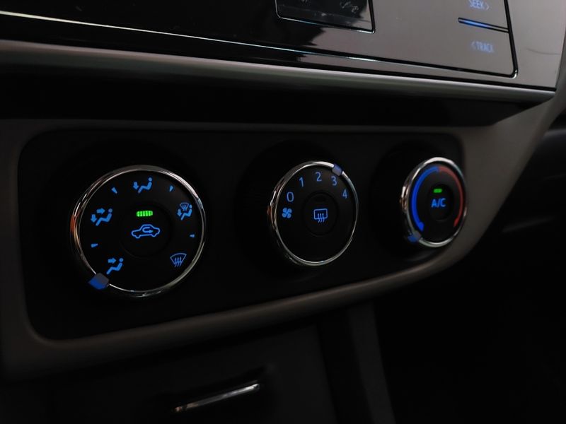 Toyota COROLLA 1.8 GLI UPPER 16V FLEX 4P AUTOMÁTICO 2019/2019 BETIOLO NOVOS E SEMINOVOS LAJEADO / Carros no Vale