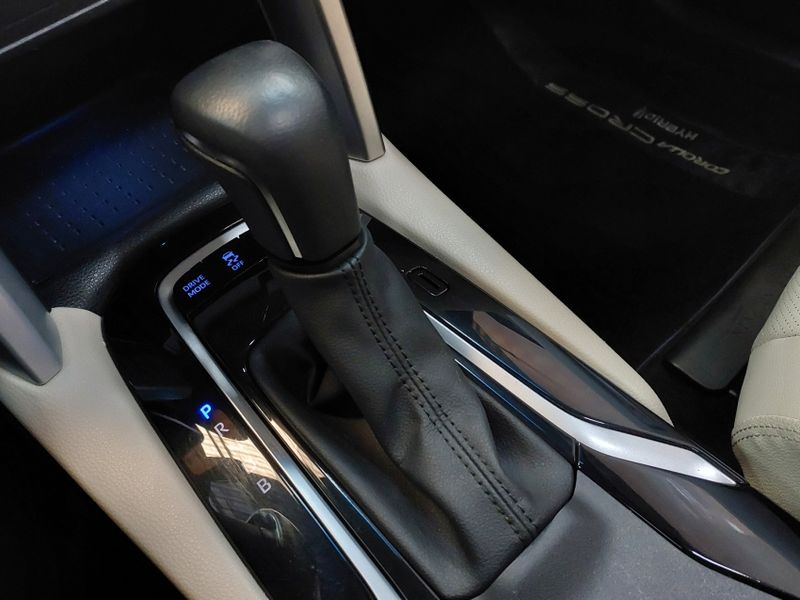 Toyota COROLLA CROSS 1.8 VVT-I HYBRID FLEX XRX CVT 2022/2023 BETIOLO NOVOS E SEMINOVOS LAJEADO / Carros no Vale