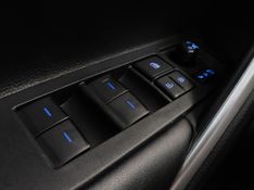 Toyota COROLLA CROSS 1.8 VVT-I HYBRID FLEX XRX CVT 2022/2023 BETIOLO NOVOS E SEMINOVOS LAJEADO / Carros no Vale