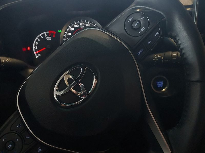 Toyota COROLLA CROSS 2.0 VVT-IE FLEX XRE DIRECT SHIFT 2021/2022 BETIOLO NOVOS E SEMINOVOS LAJEADO / Carros no Vale